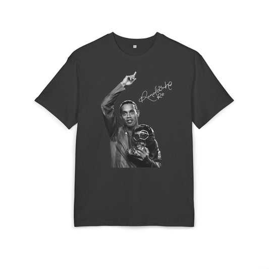 Camiseta Oversize Ronaldinho – Balón de Oro Edition