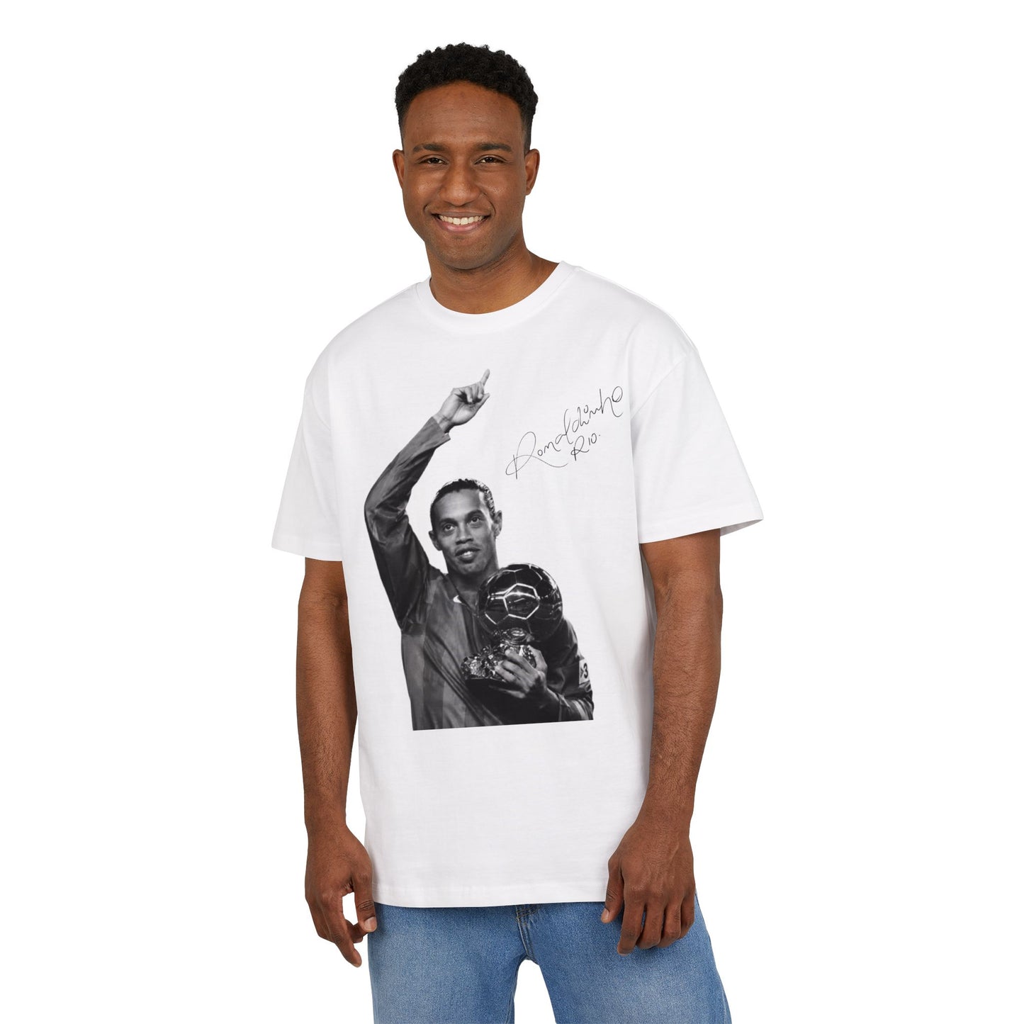 Camiseta Oversize Ronaldinho – Balón de Oro Edition